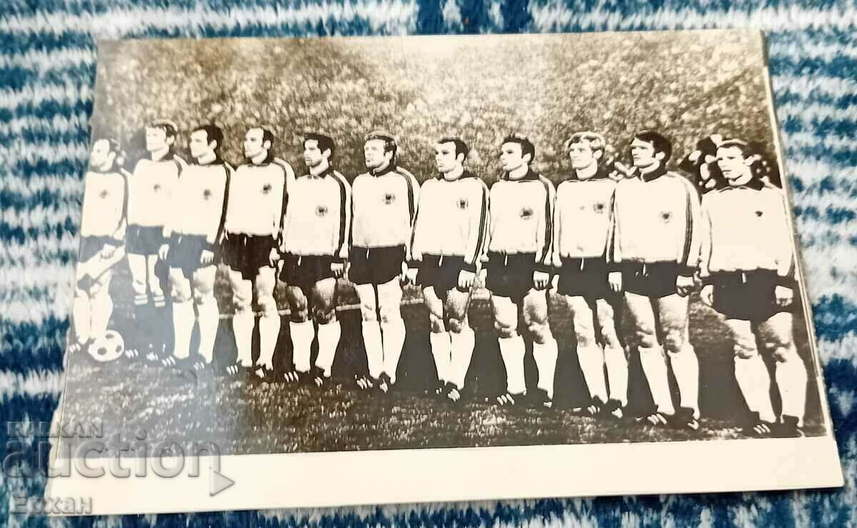 Футбол снимка