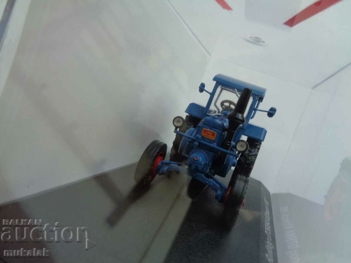 1:43 IXO LANZ BULLDOG 1952 TRACTOR COMBINE TROLLEY MODEL - 6 1:43 IXO LANZ BULLDOG 1952 TRACTOR COMBINE TROLLEY MODEL - 6