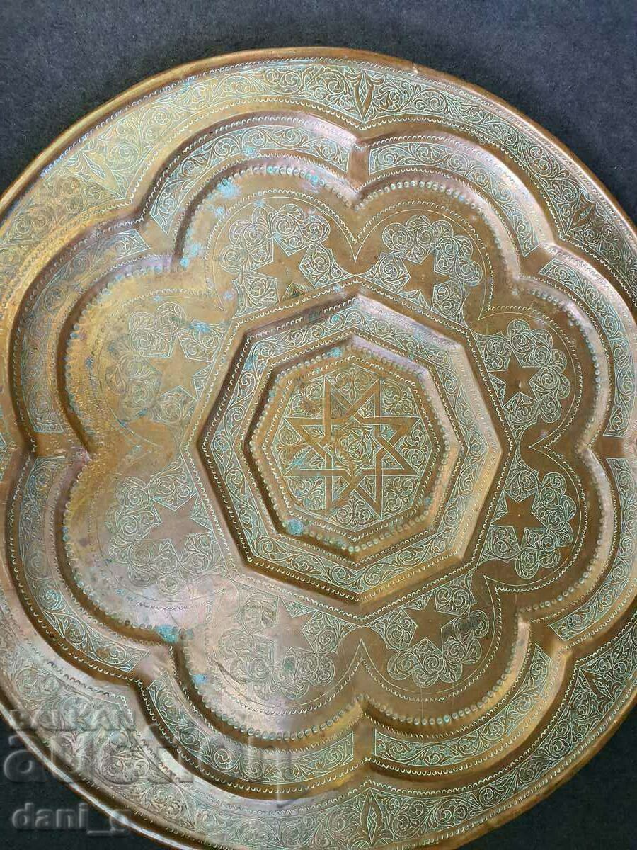 Delivery of Copper Ottoman sofa, hand-engraved richly decorated