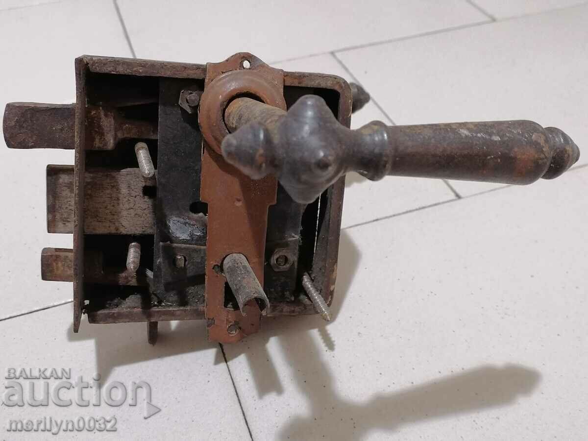 Old lock with key, latch late 19th century - 7