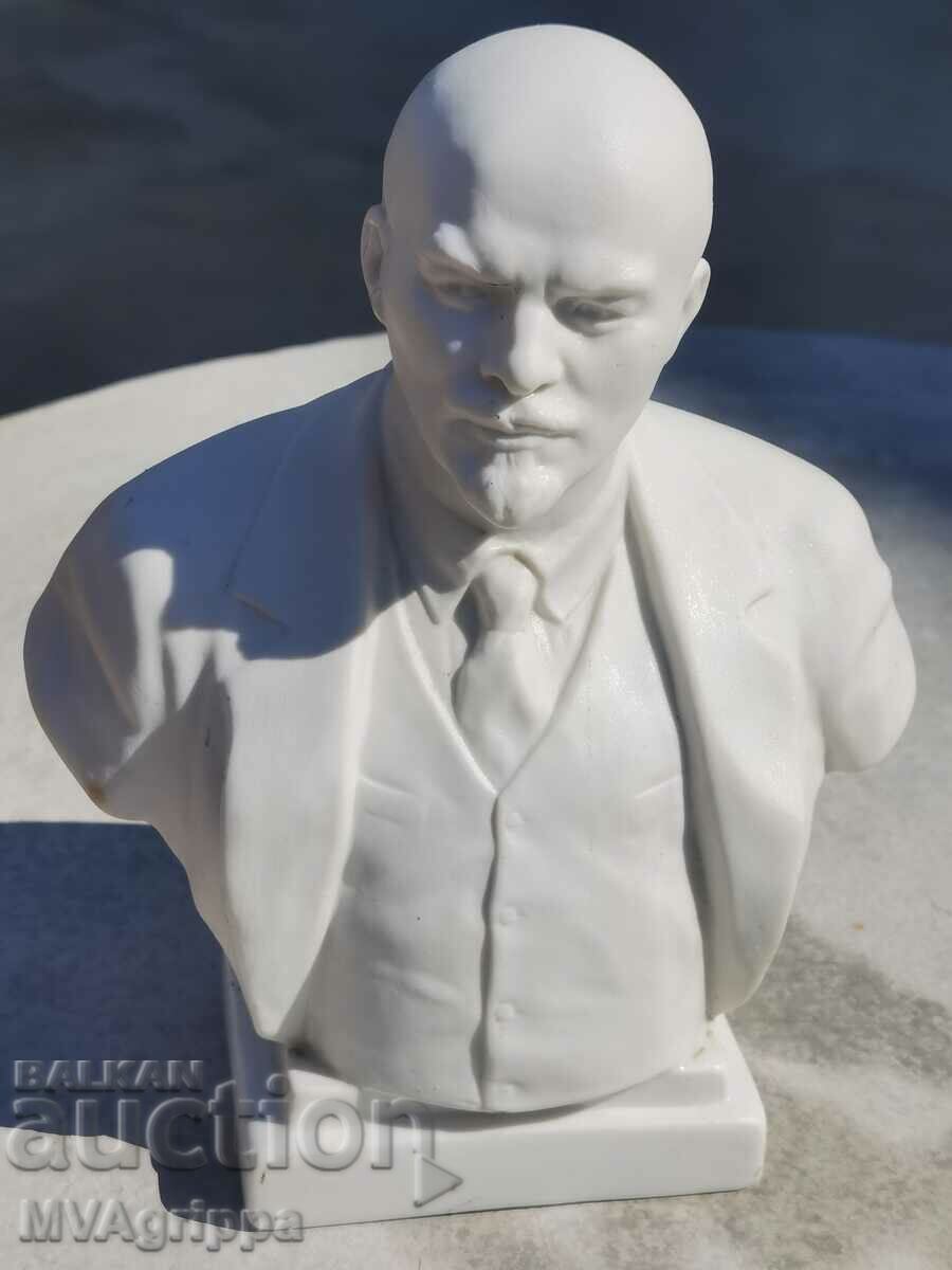 Bust sovietic din porțelan al lui Lenin