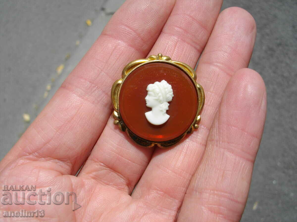 BROȘĂ VECHE CAMEO BROȘĂ VECHE CAMEO