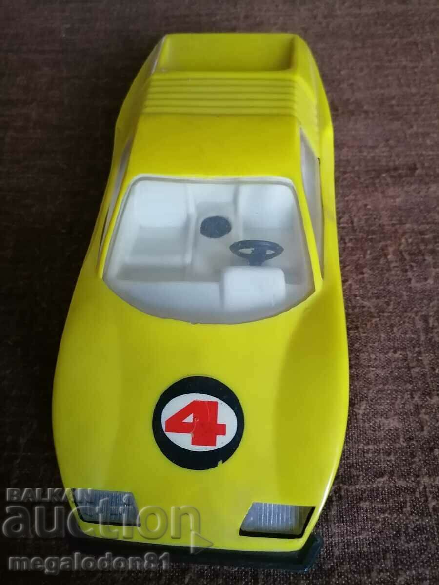 Auction  BG baby carriage from the social years