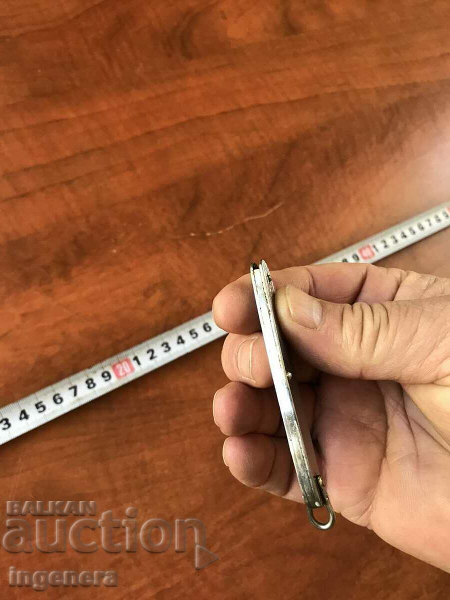 Delivery of FOLDING KNIFE BLADE LEG MARK LARK Delivery of FOLDING KNIFE BLADE LEG MARK LARK