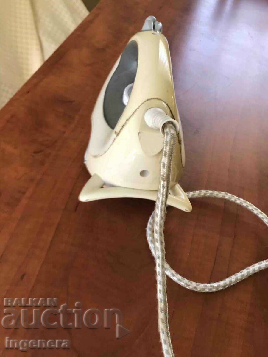 ELECTRIC IRON WORKS ALMOST NEW - 6 ELECTRIC IRON WORKS ALMOST NEW - 6