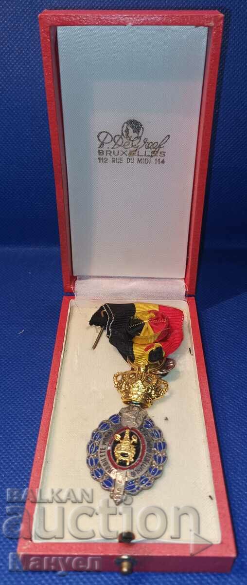 Βασίλειο του Βελγίου, παραγγελία, τέλειο με κουτί. με τιμή 49.90 BGN | € 25.51 Βασίλειο του Βελγίου, παραγγελία, τέλειο με κουτί. με τιμή 49.90 BGN | € 25.51