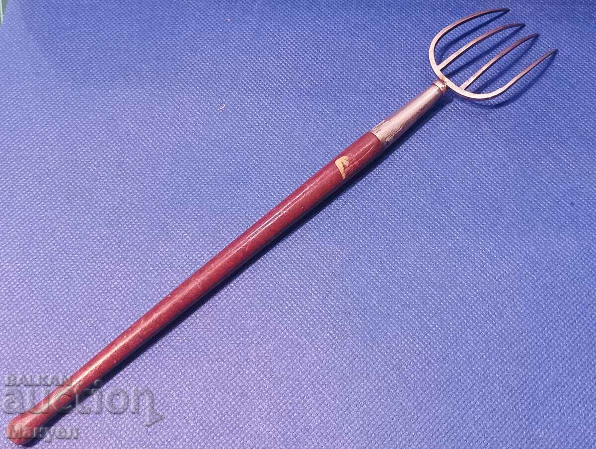 Silver miniature of a farm cottage. with price 79.90 BGN | € 40.85