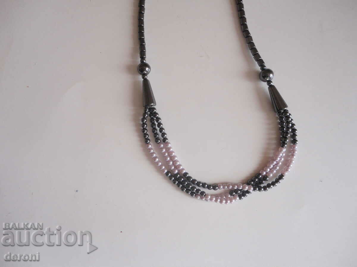 Δημοπρασία Μεγάλο κολιέ αιματίτη και μαργαριτάρι 24 Δημοπρασία Μεγάλο κολιέ αιματίτη και μαργαριτάρι 24