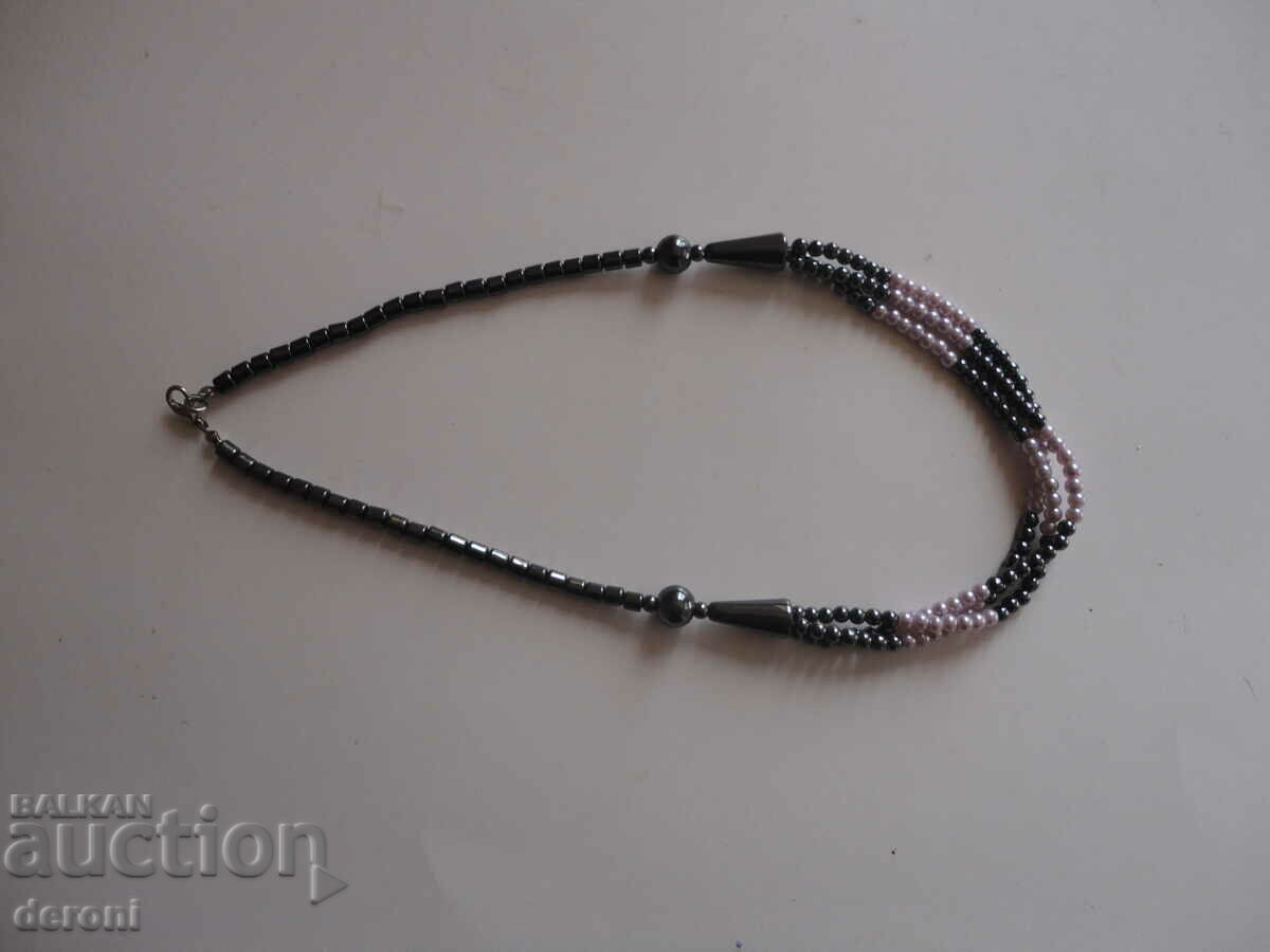 Μεγάλο κολιέ αιματίτη και μαργαριτάρι 24 - 6 Μεγάλο κολιέ αιματίτη και μαργαριτάρι 24 - 6