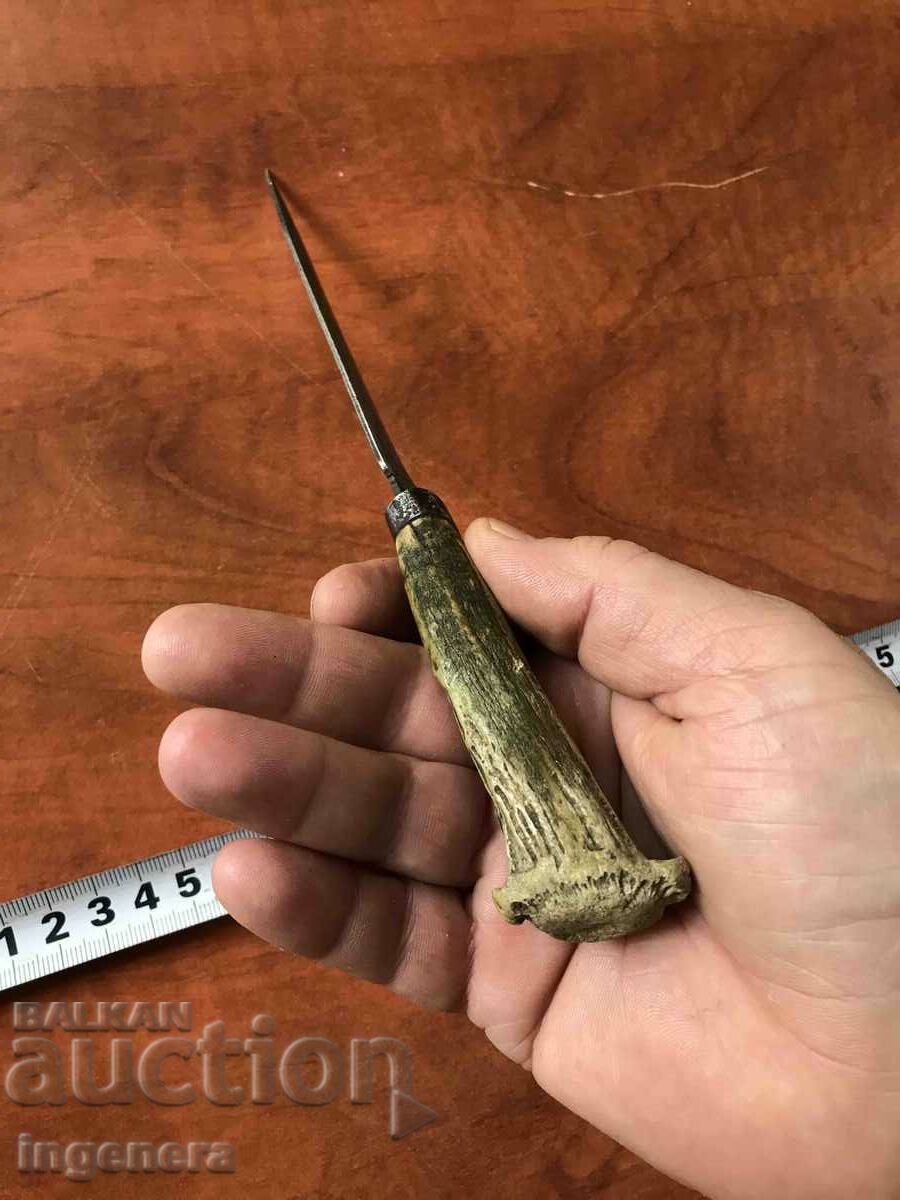 Auction KNIFE BLADE HORN COLORED Auction KNIFE BLADE HORN COLORED