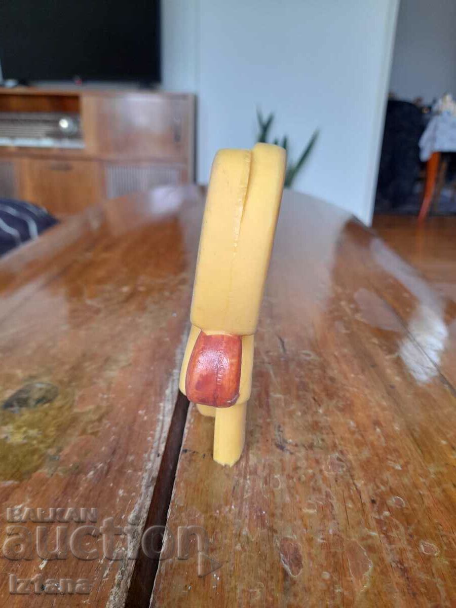 Delivery of Old toy, dog Delivery of Old toy, dog