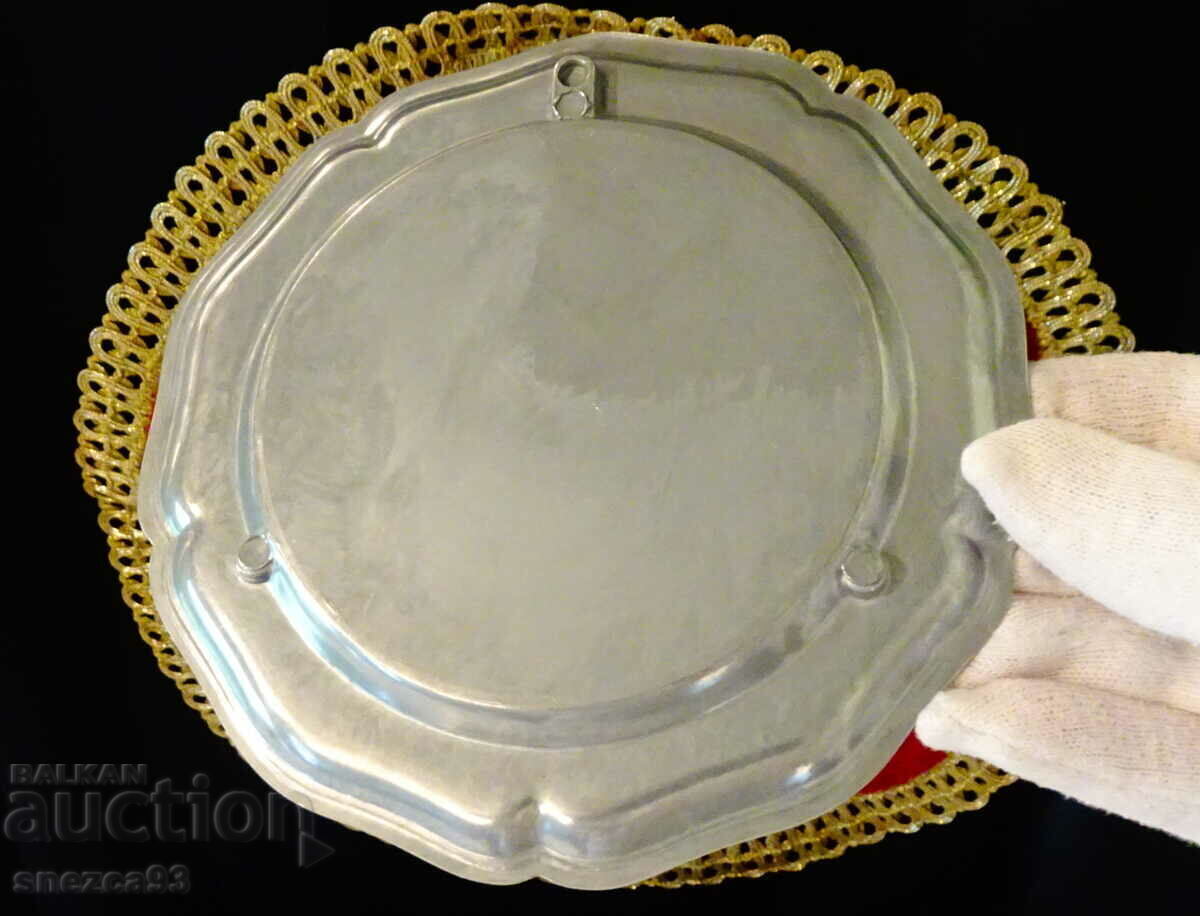 Auction Tin plate, tin panel 16 cm., painting Auction Tin plate, tin panel 16 cm., painting