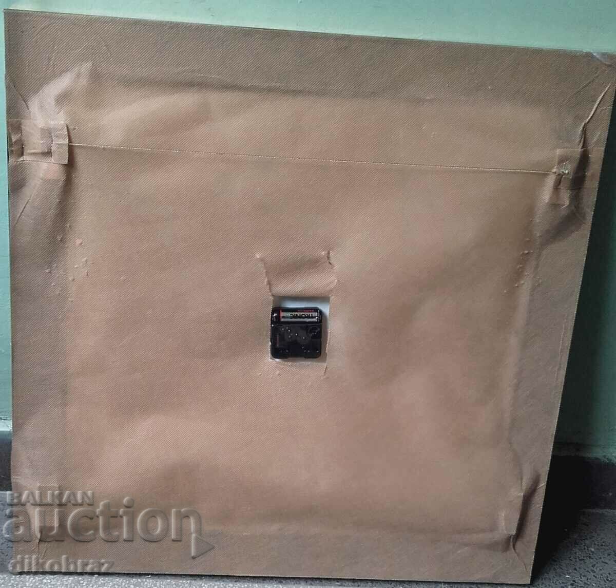 Auction Large stylish wall clock with Roman numerals Auction Large stylish wall clock with Roman numerals