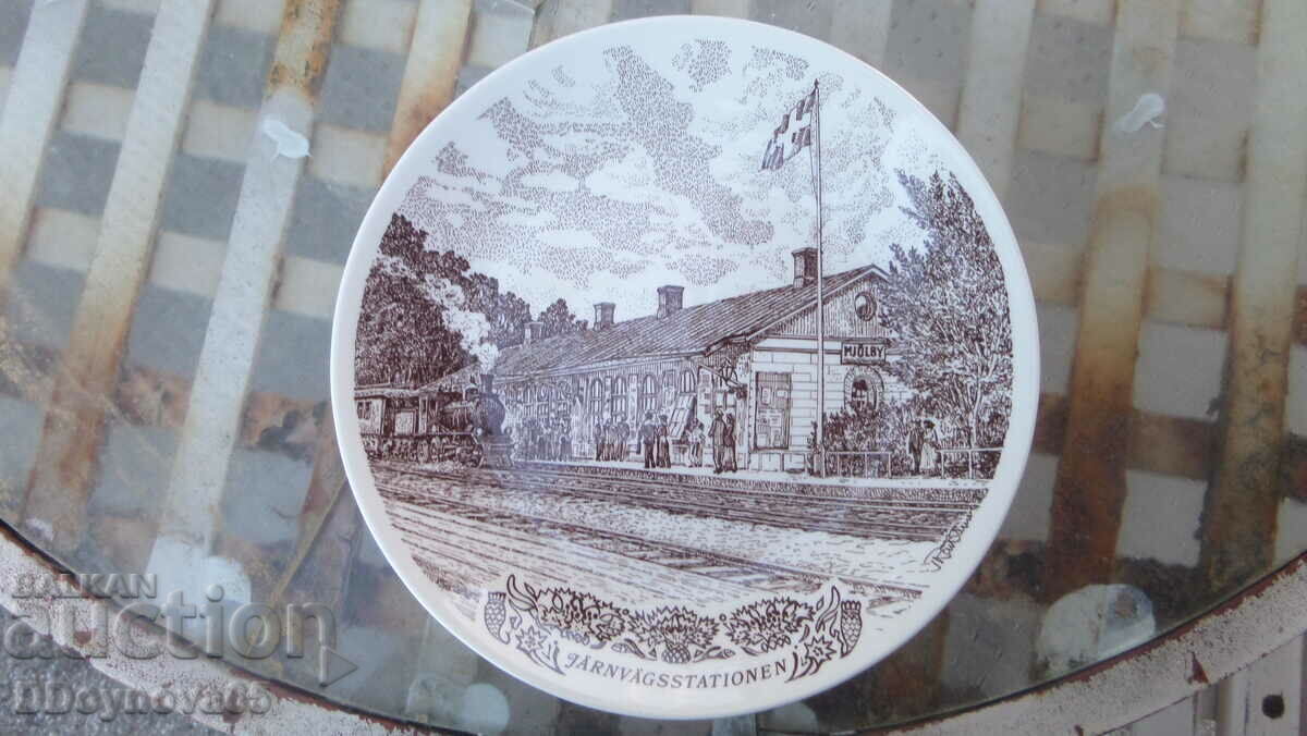 Collector's Porcelain Plate 1983