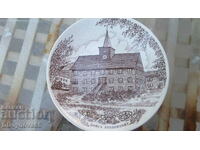 Collectible Porcelain Plate 1986