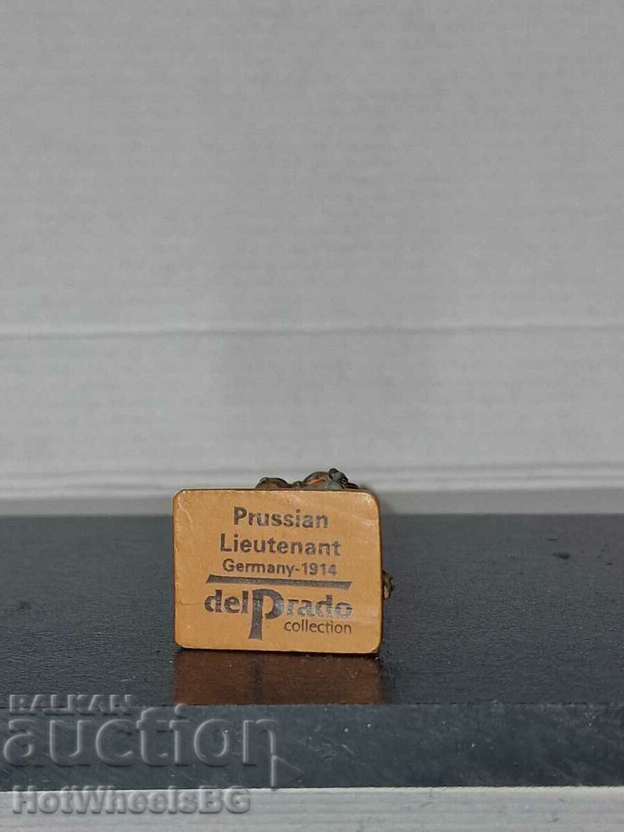 Delivery of Del Prado - Prussian Lieutenant Germany-1914 + book with history Delivery of Del Prado - Prussian Lieutenant Germany-1914 + book with history