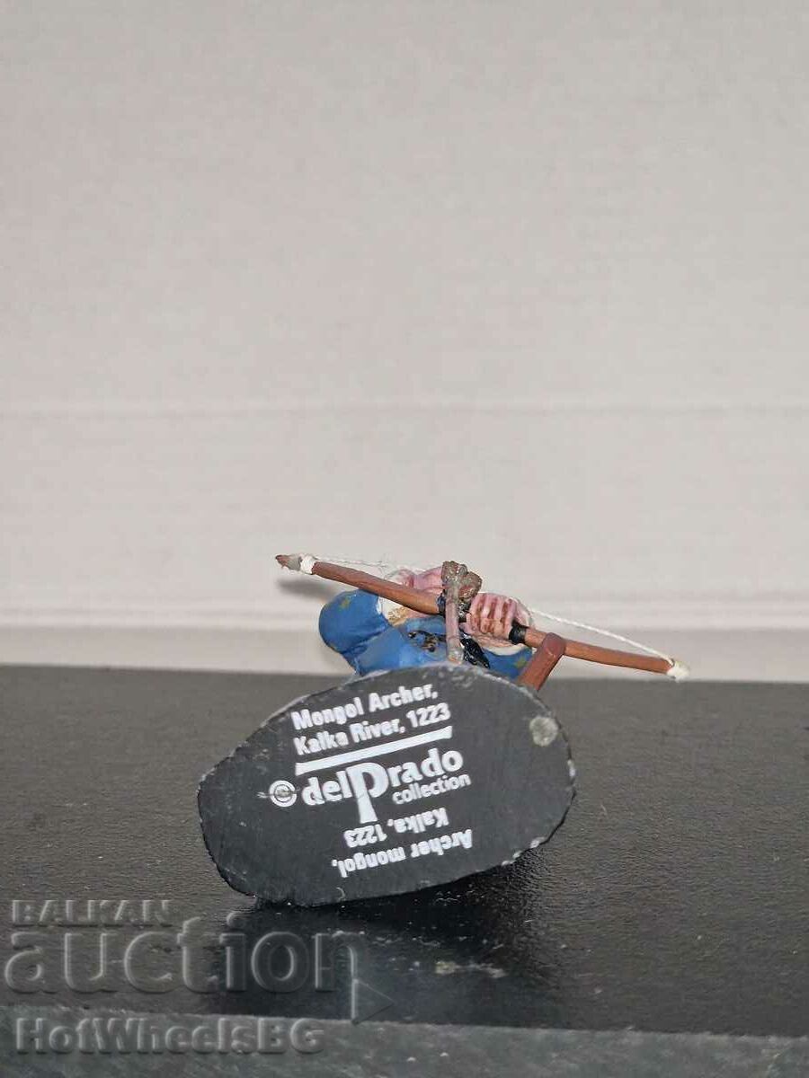 Delivery of Del Prado - Soldier + History Booklet / Lead Soldier Delivery of Del Prado - Soldier + History Booklet / Lead Soldier