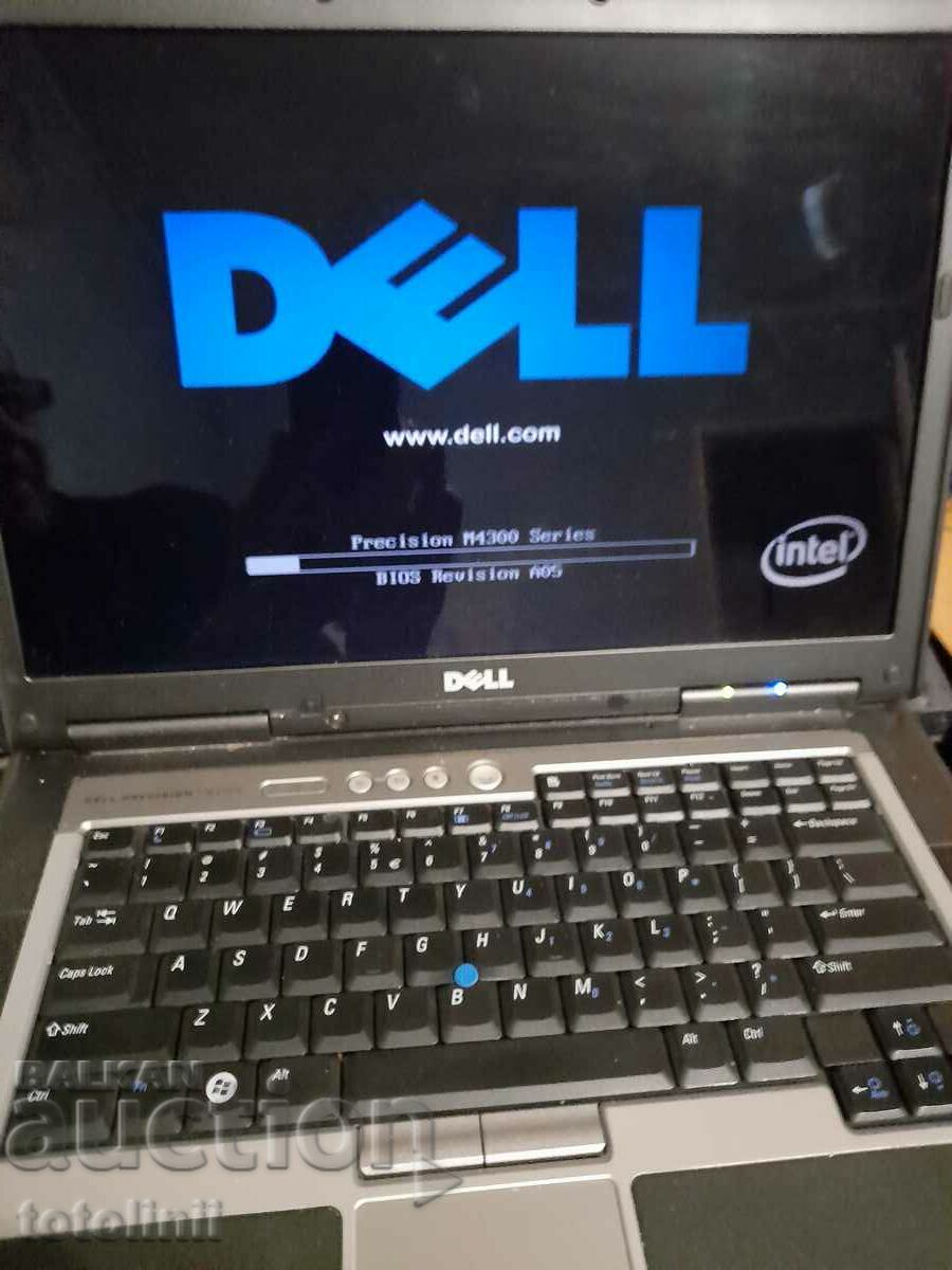 Φορητός υπολογιστής DELL
