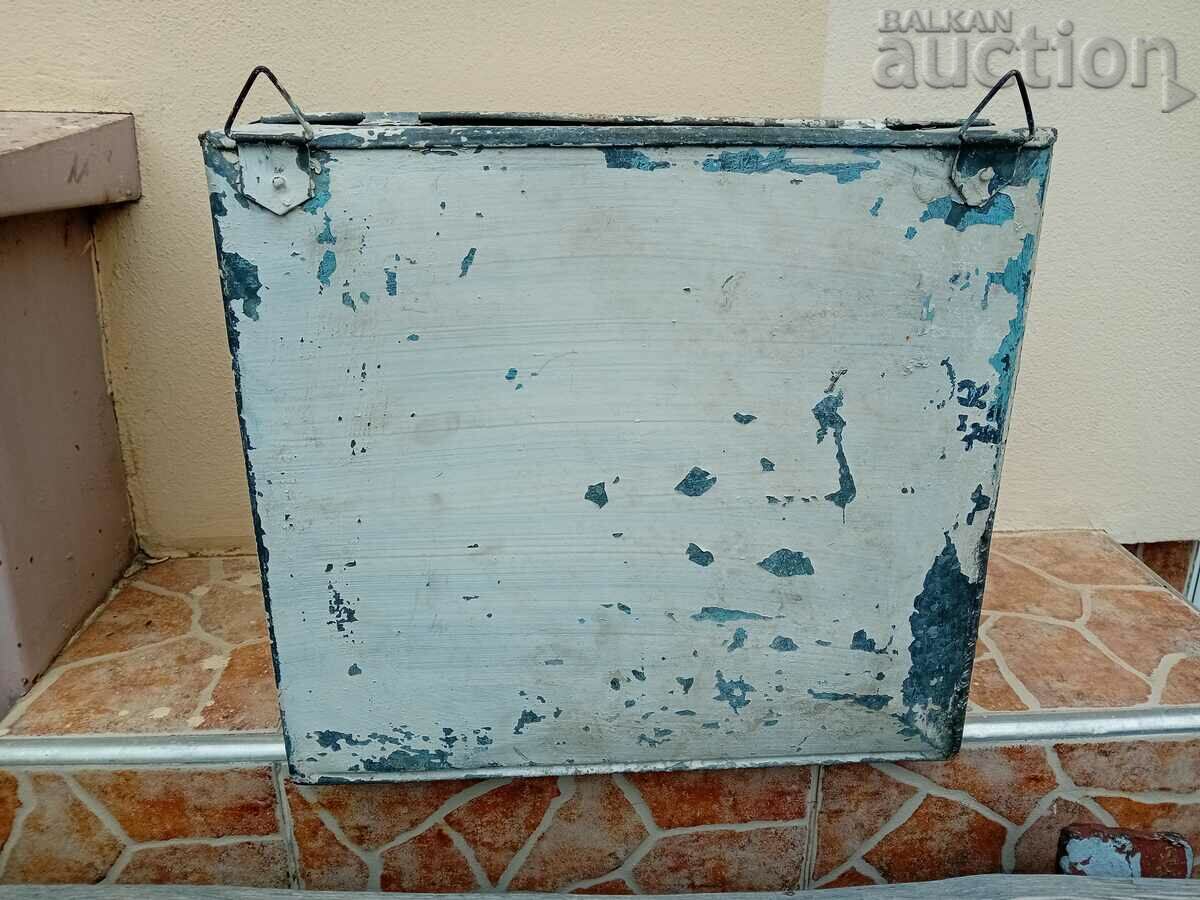 Washbasin antique rustic sink with bronze faucet - 5 Washbasin antique rustic sink with bronze faucet - 5