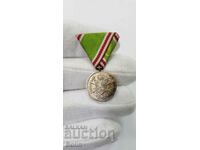 A rare royal miniature of a medal for the Balkan War