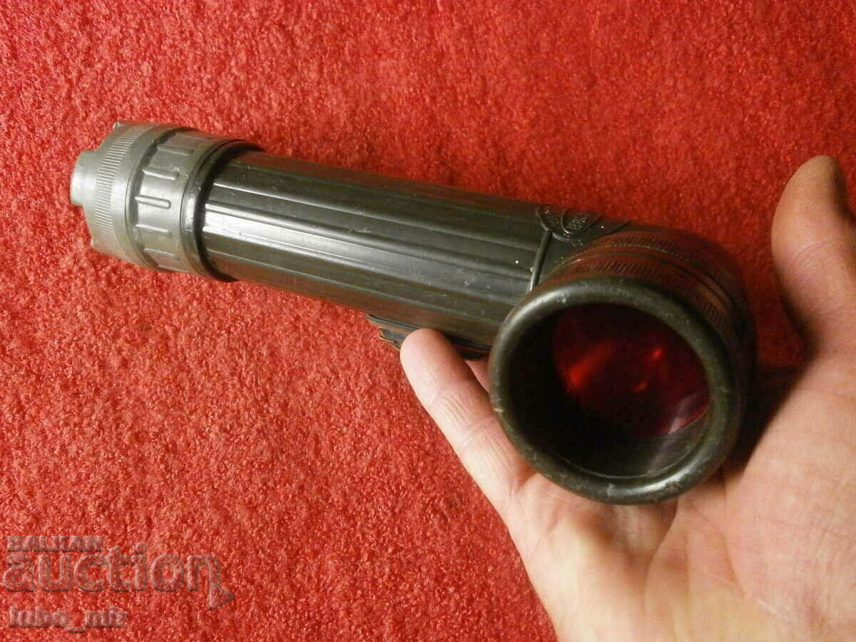 OLD MILITARY LANTERN - 6 OLD MILITARY LANTERN - 6