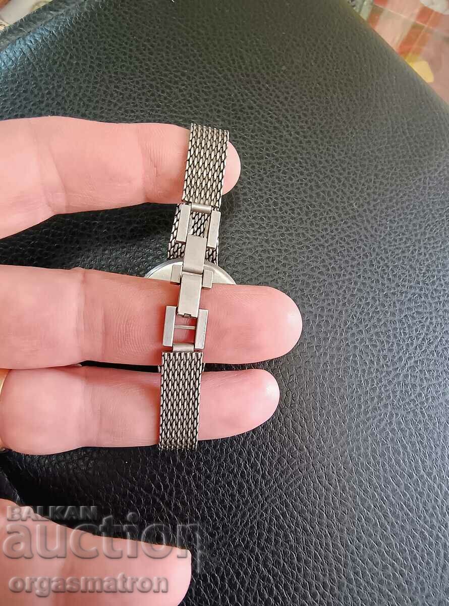 Silver Ladies Mechanical Watch Working with price 159.00 BGN | € 81.30 Silver Ladies Mechanical Watch Working with price 159.00 BGN | € 81.30