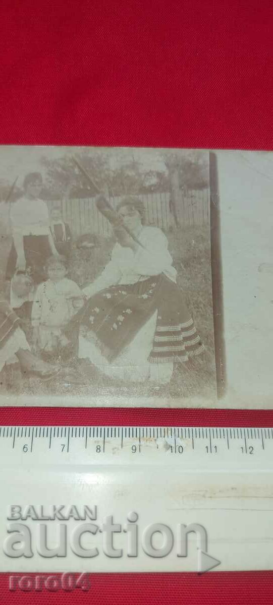 Delivery of GIRLS - COSTUMES - JACKETS