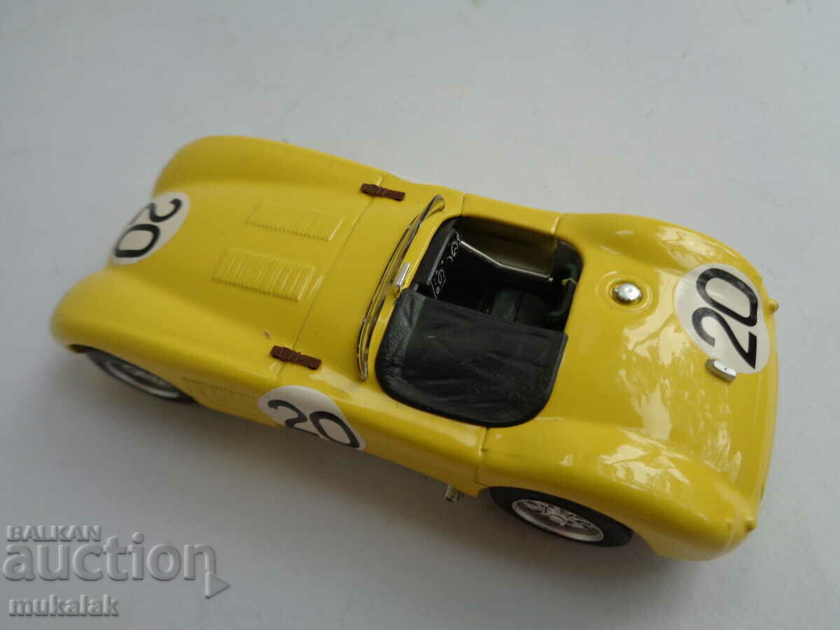 1:43 BRUMM JAGUAR C TUPE CAR MODEL TOY - 5 1:43 BRUMM JAGUAR C TUPE CAR MODEL TOY - 5