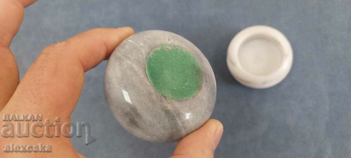 Аукцион Комплект свещници - Мрамор Аукцион Комплект свещници - Мрамор