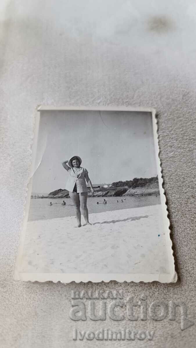 Φωτογραφία Γυναίκα στην παραλία 1961