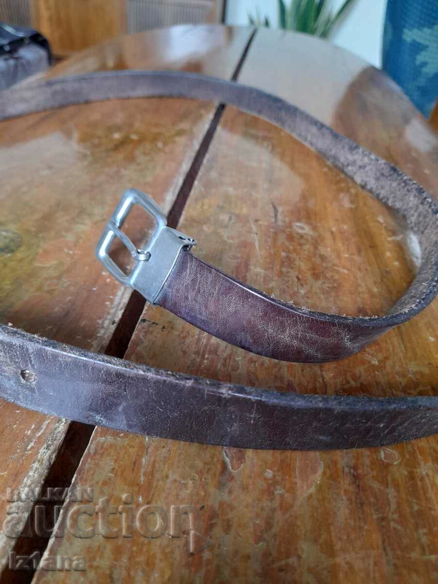 Παλιά δερμάτινη ζώνη με τιμή 12.00 BGN | € 6.14 Παλιά δερμάτινη ζώνη με τιμή 12.00 BGN | € 6.14