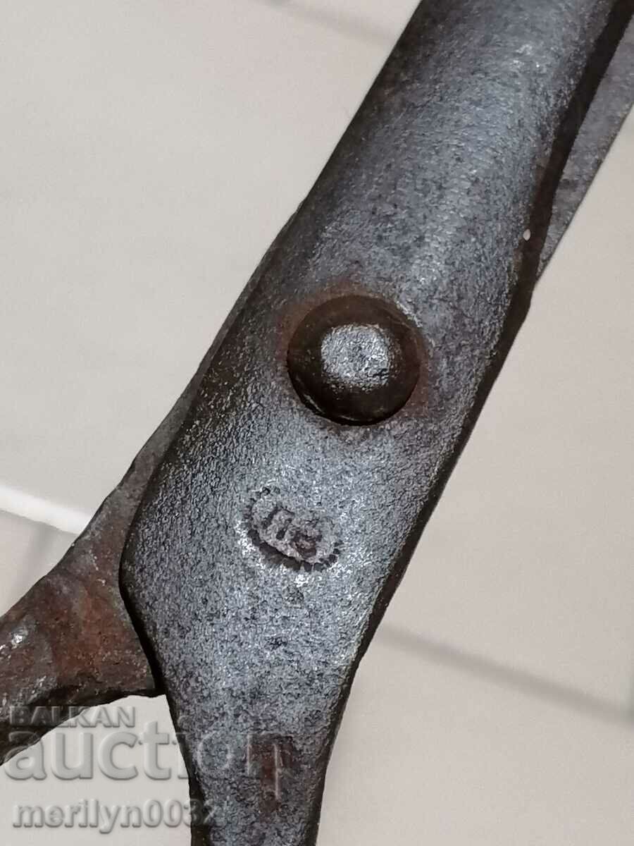 Παλιό σφυρήλατο ψαλίδι, σφυρήλατο σίδερο με τιμή 49.00 BGN | € 25.05