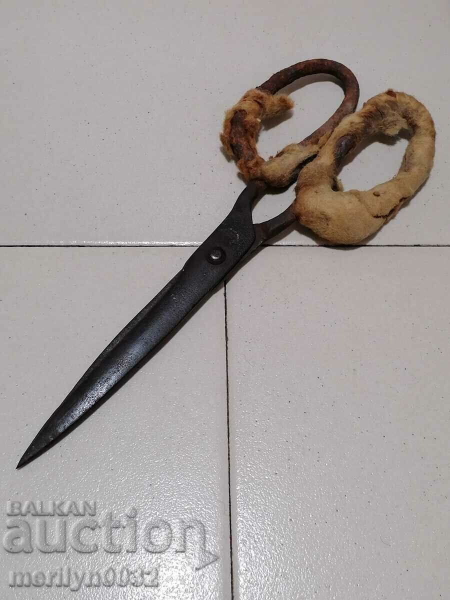 Δημοπρασία Παλιό σφυρήλατο ψαλίδι, σφυρήλατο σίδερο