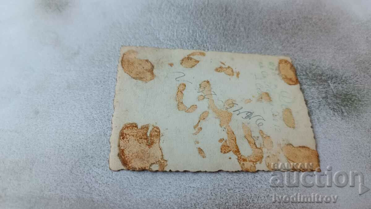 Photo Sofia A man and two young women on a walk with price 2.45 BGN | € 1.25 Photo Sofia A man and two young women on a walk with price 2.45 BGN | € 1.25