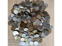 500 pieces of foreign coins mainly Europe