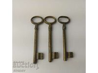 Old bronze keys 3 pieces #5548