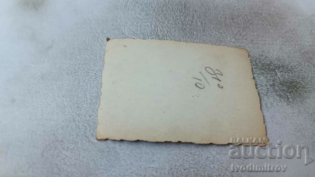 Foto Sofia Două femei la plimbare cu preț 1.85 BGN | € 0.95 Foto Sofia Două femei la plimbare cu preț 1.85 BGN | € 0.95