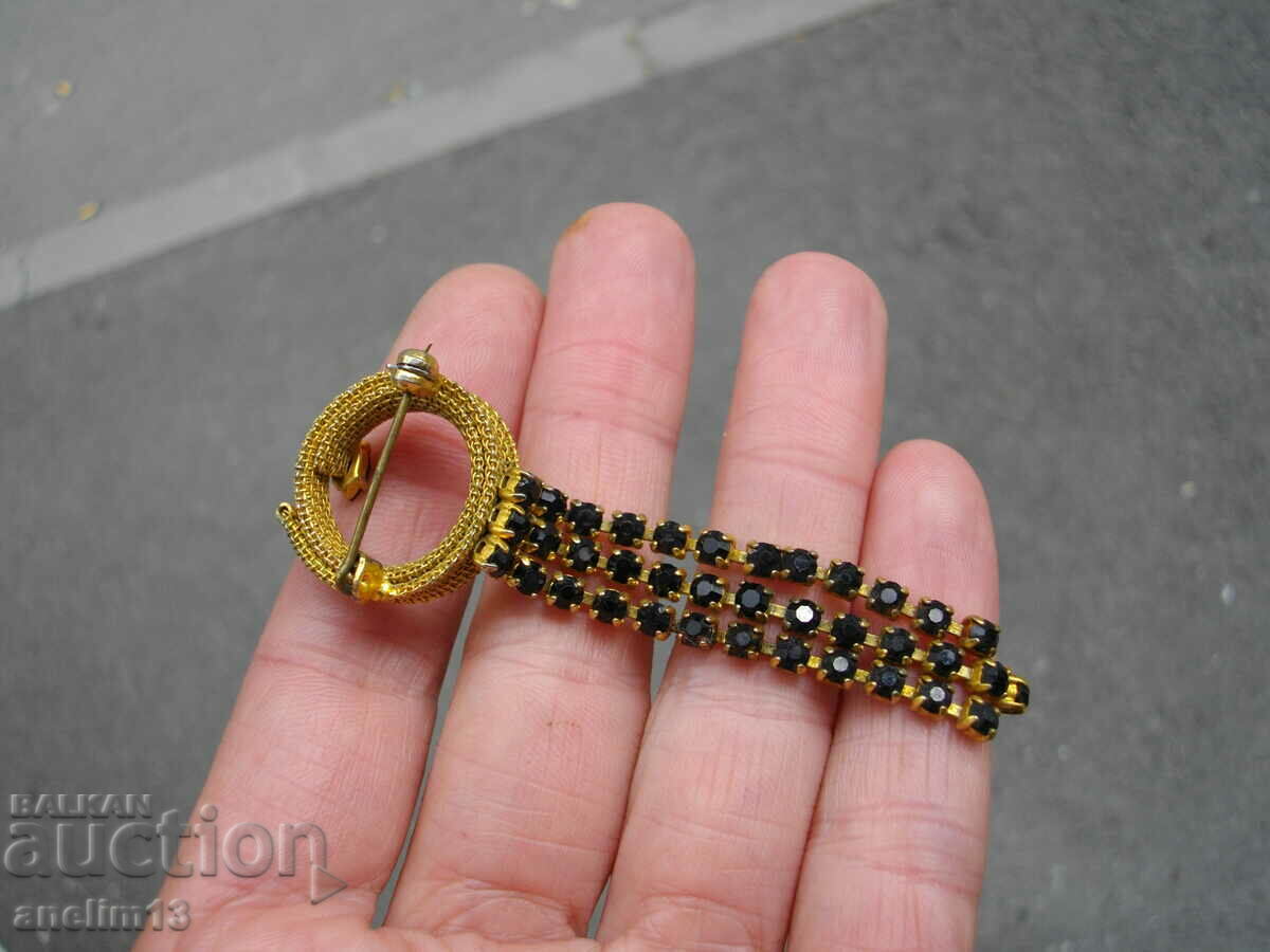 OLD BROOCH - 5 OLD BROOCH - 5