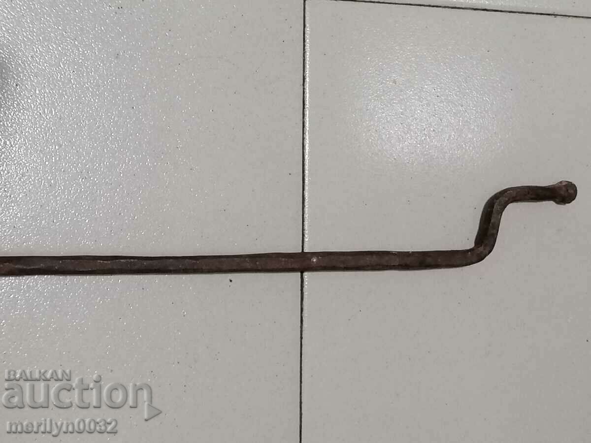 Delivery of Old wrought iron skewer for roasting lambs turkeys game wrought iron Delivery of Old wrought iron skewer for roasting lambs turkeys game wrought iron