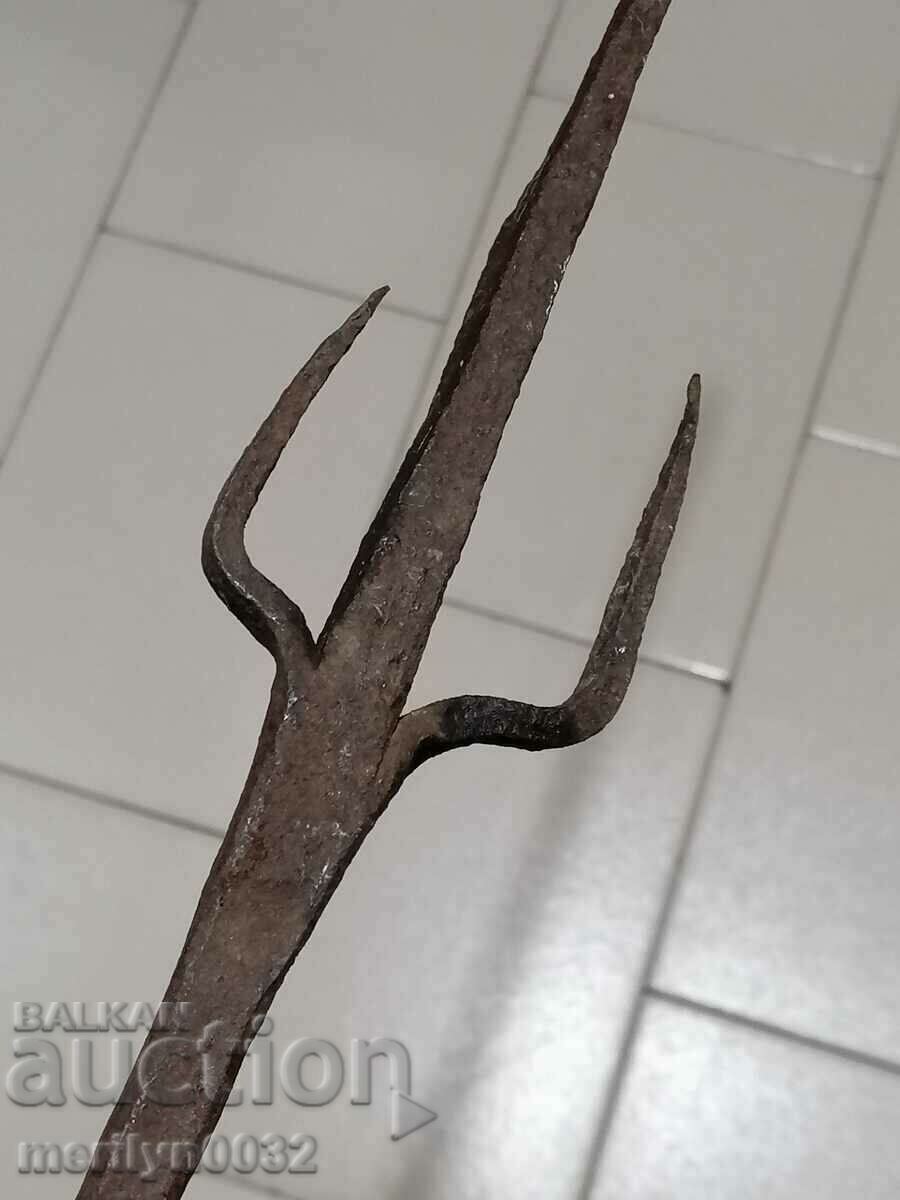 Old wrought iron skewer for roasting lambs turkeys game wrought iron - 5 Old wrought iron skewer for roasting lambs turkeys game wrought iron - 5