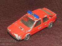 Corgi Gr. Britain Saab 9000 Fire Chief fire station