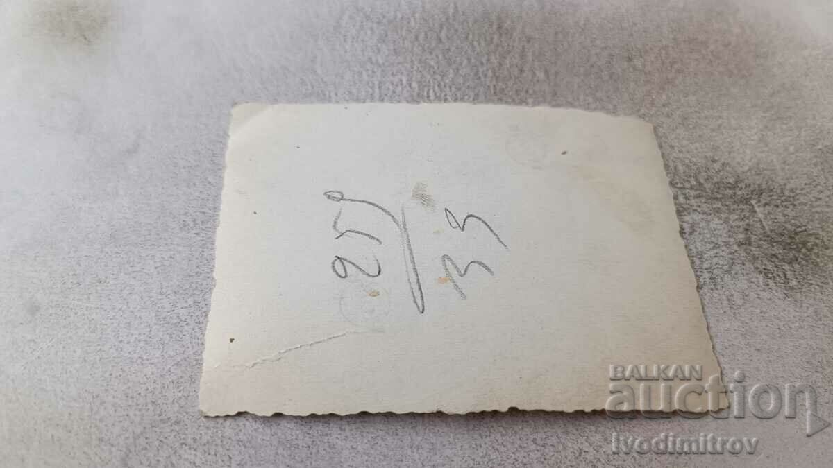 Снимка София Жена на разходка с цена 2.65 лв. | € 1.35 Снимка София Жена на разходка с цена 2.65 лв. | € 1.35