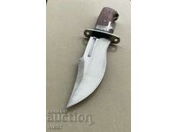 Stable and heavy hunting knife, blade 180 x 300