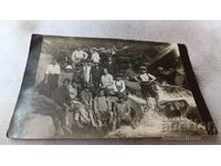 Φωτογραφία Vladaya Αγόρια και κορίτσια σε ένα ρεύμα στο Vitosha 1926
