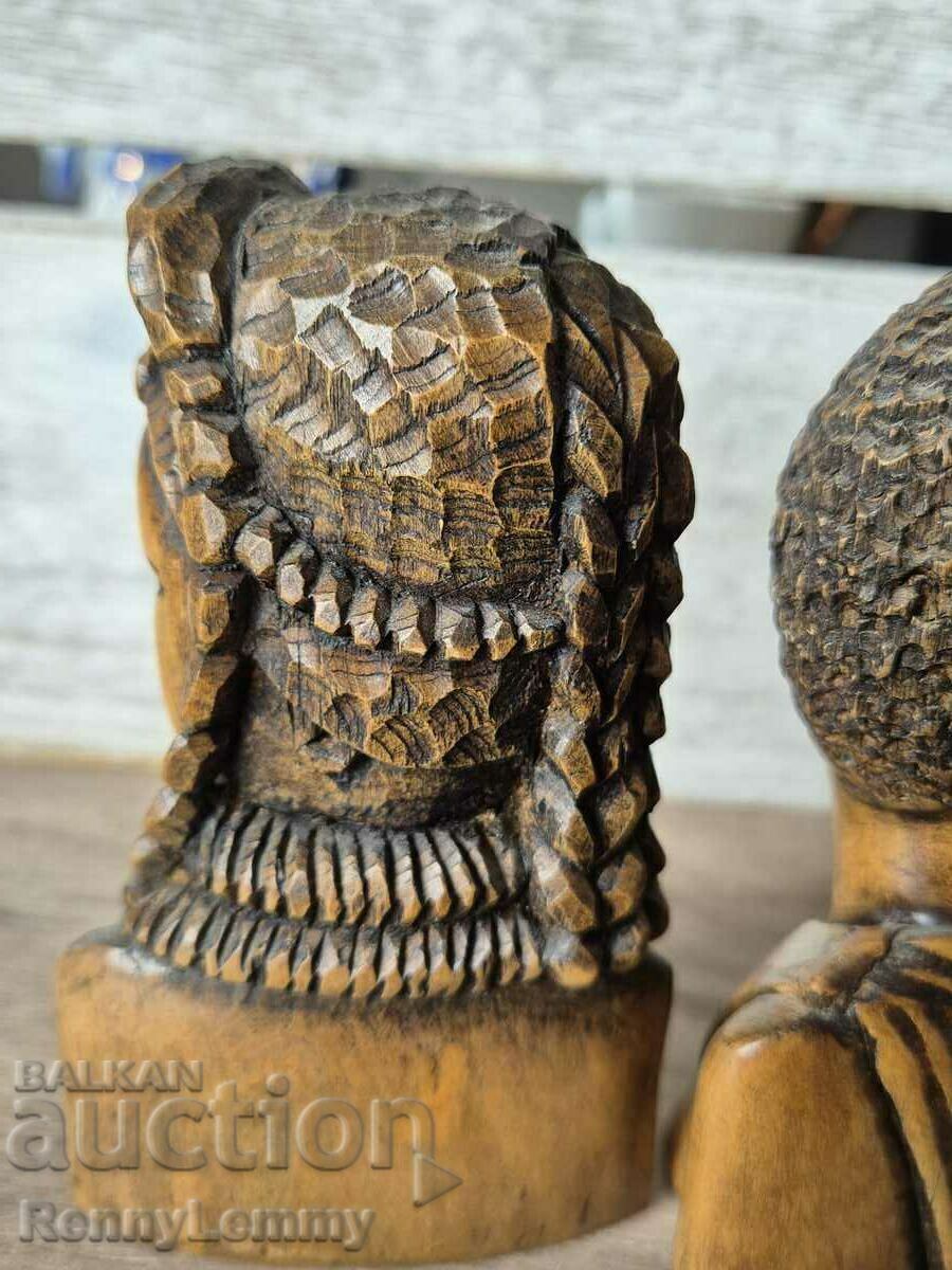 A pair of rare African figures, wood - 6