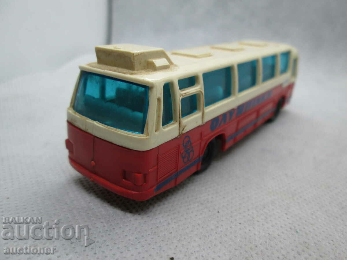 Livrarea MERCEDES -BENZ 0302, MODEL LA SCARĂ REDUSĂ PLASTIC Livrarea MERCEDES -BENZ 0302, MODEL LA SCARĂ REDUSĂ PLASTIC