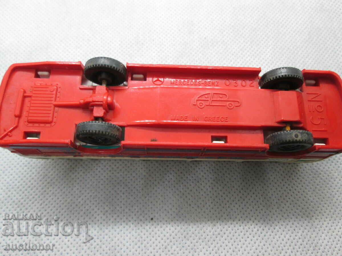 MERCEDES -BENZ 0302, MODEL LA SCARĂ REDUSĂ PLASTIC - 5 MERCEDES -BENZ 0302, MODEL LA SCARĂ REDUSĂ PLASTIC - 5
