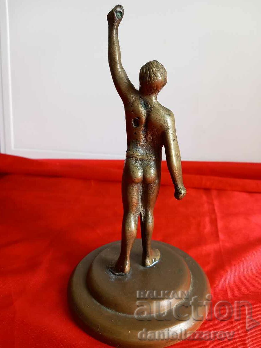 Plastic Vechi Bronz Mic, Statueta ATLET 1930 cu preț € 65.00 | 127.13 BGN