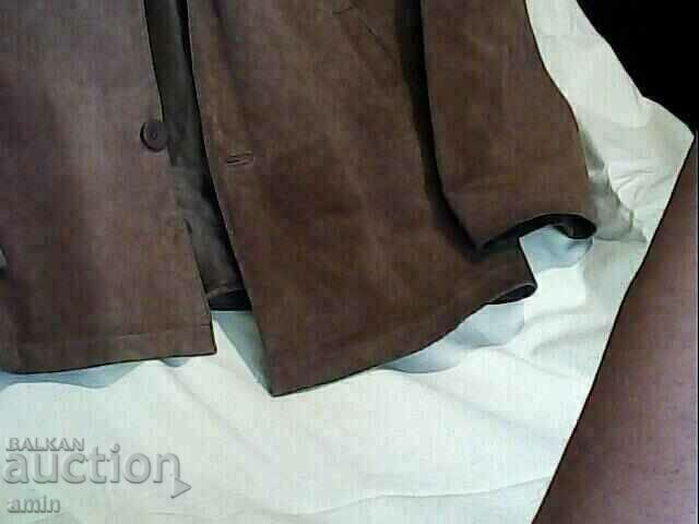 leather jacket used with price 25.00 BGN | € 12.78 leather jacket used with price 25.00 BGN | € 12.78