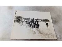 Снимка Мъже и момчета на брега на морето 1931